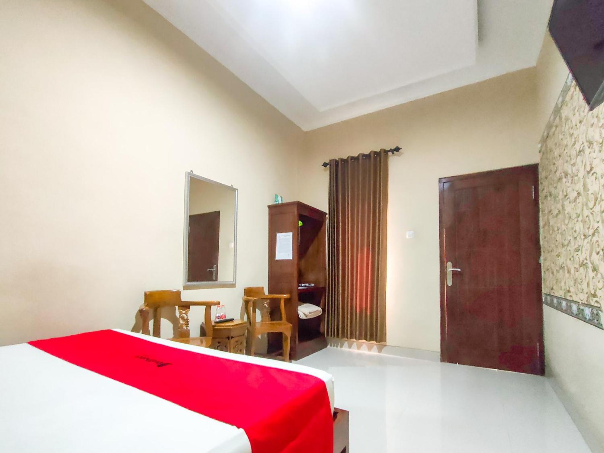 Reddoorz Syariah At Graha Adi Karya Kartasura Hotel Kartosuro Exterior photo